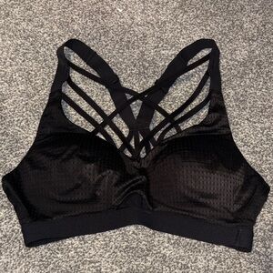 VICTORIA SPORT Black Strappy Sports Bra - Women's Intimates & Sleepwear size 32B